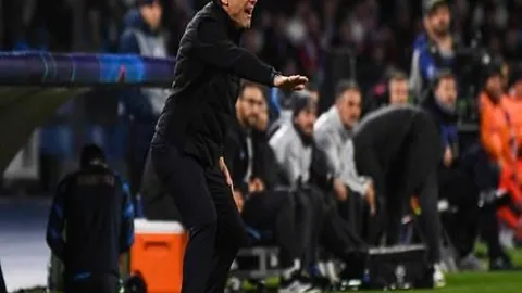 “王者归来，巴黎圣日耳曼再战巅峰，胜利之光能否再现荣耀？”